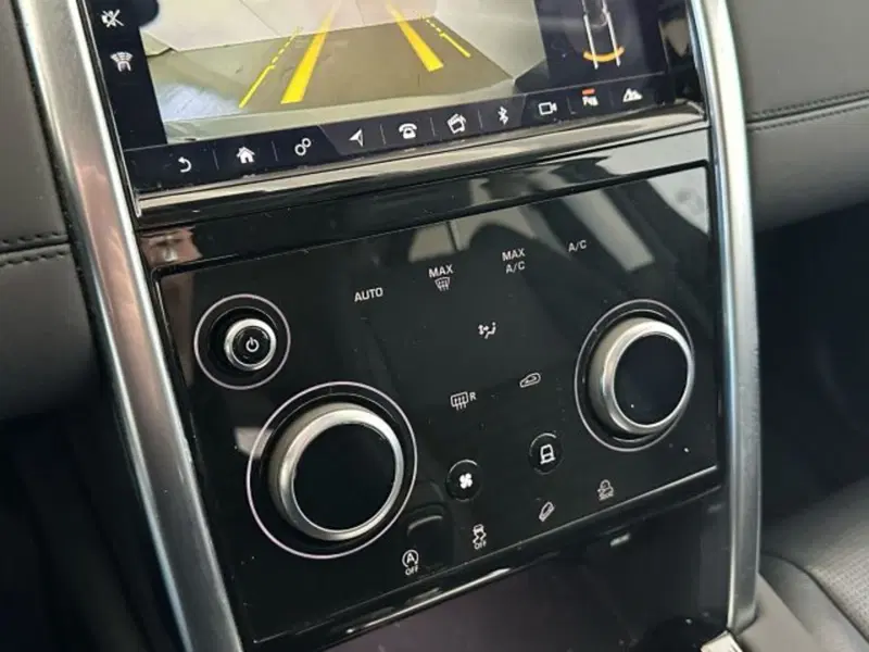 Land Rover Discovery Sport usata a Modena (12)