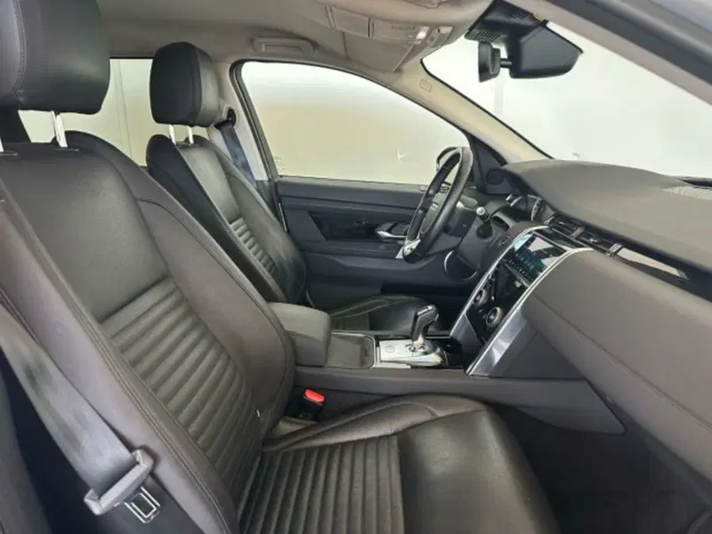 Land Rover Discovery Sport usata a Modena (2)