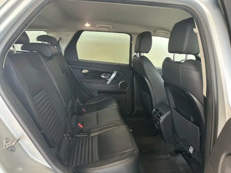 Land Rover Discovery Sport usata a Modena (4)