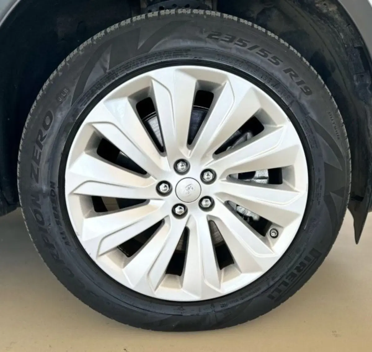Land Rover Discovery Sport usata a Modena (8)