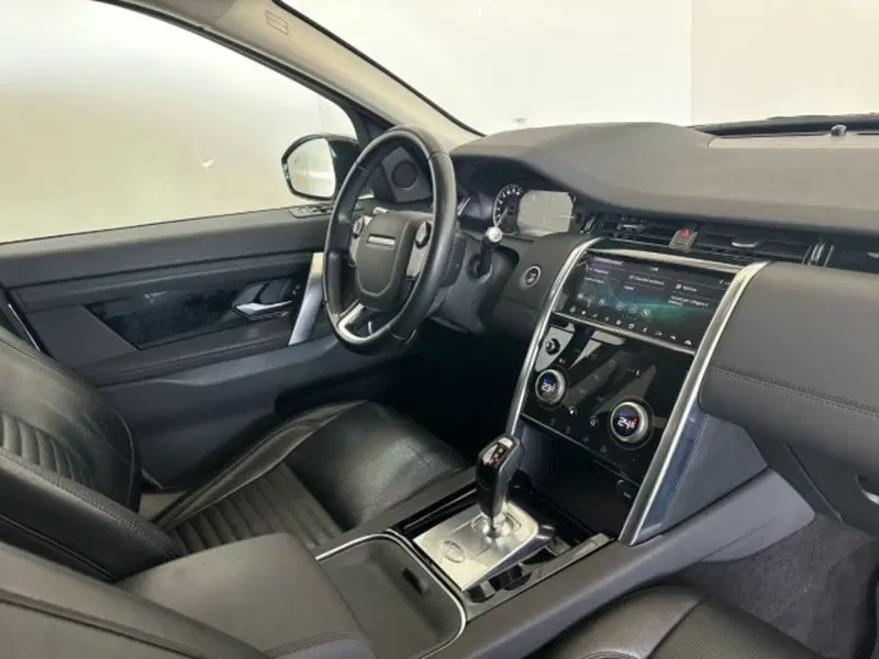 Land Rover Discovery Sport usata a Modena (9)
