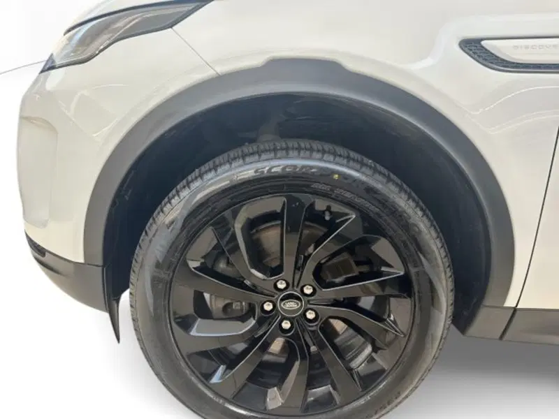 Land Rover Discovery Sport usata a Modena (8)