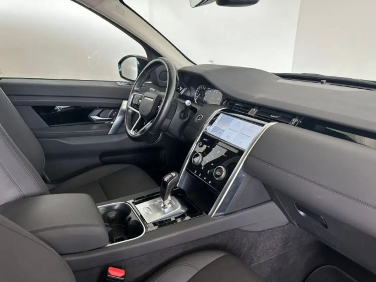 Land Rover Discovery Sport usata a Modena (10)