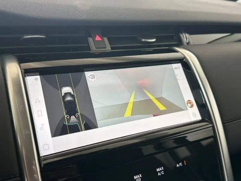 Land Rover Discovery Sport usata a Modena (11)