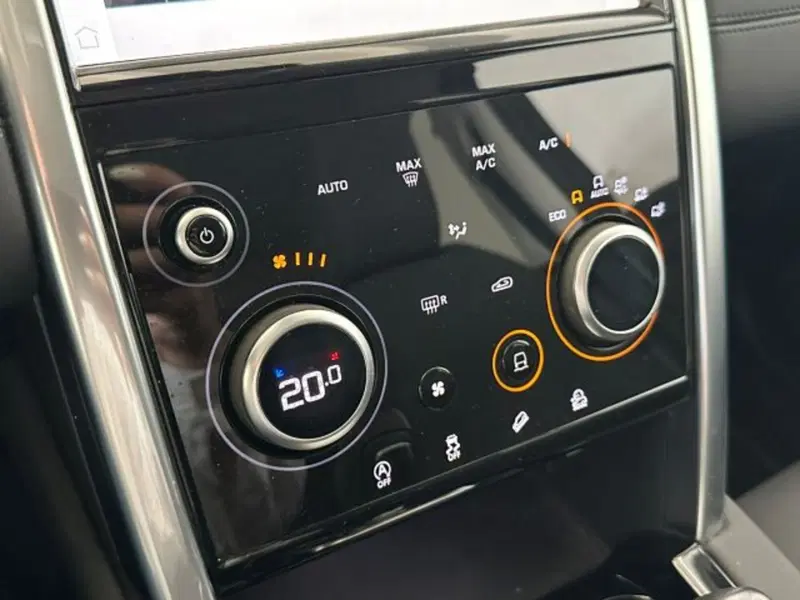 Land Rover Discovery Sport usata a Modena (12)