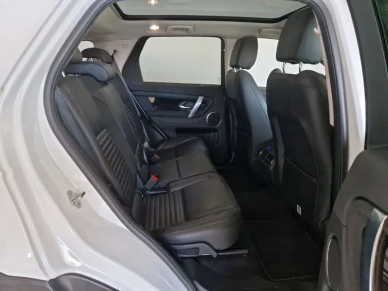 Land Rover Discovery Sport usata a Modena (5)