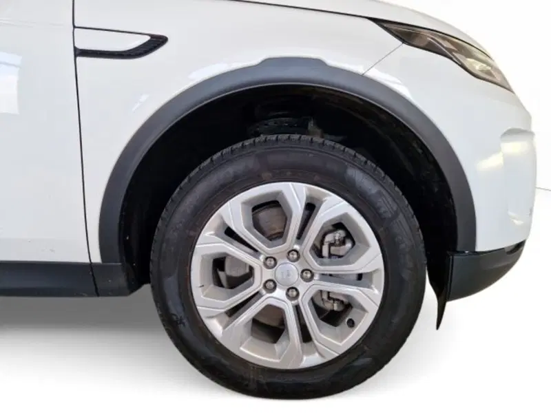 Land Rover Discovery Sport usata a Modena (9)