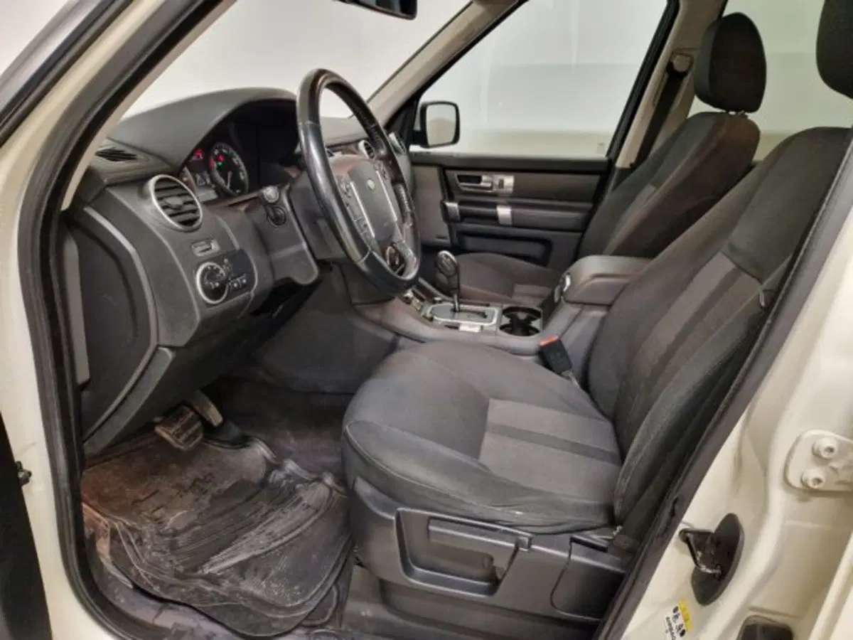 Land Rover Discovery usata a Modena (5)