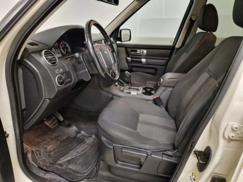 Land Rover Discovery usata a Modena (5)
