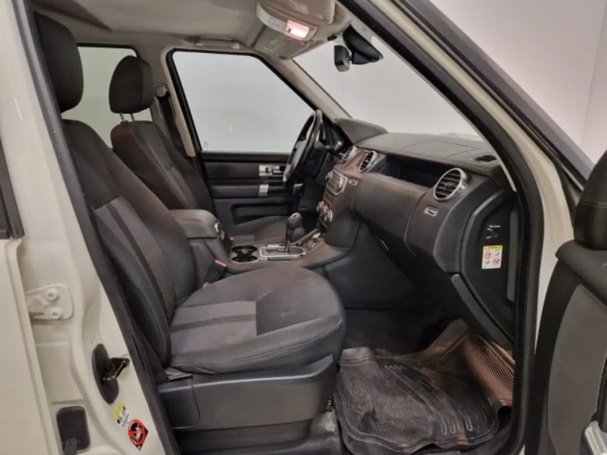 Land Rover Discovery usata a Modena (6)