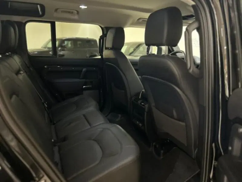 Land Rover Defender usata a Modena (4)