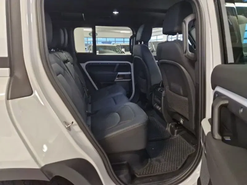 Land Rover Defender usata a Modena (5)