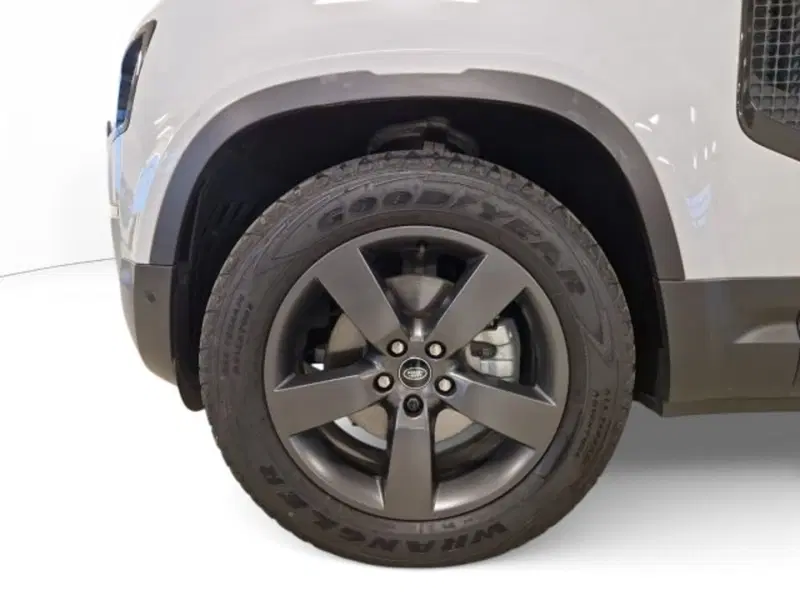 Land Rover Defender usata a Modena (9)