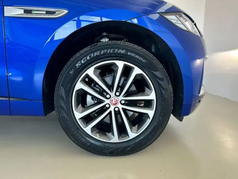 Jaguar F-Pace usata a Modena (17)