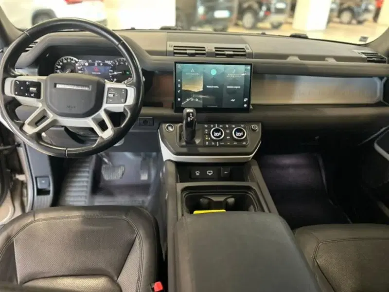 Land Rover Defender usata a Modena (8)