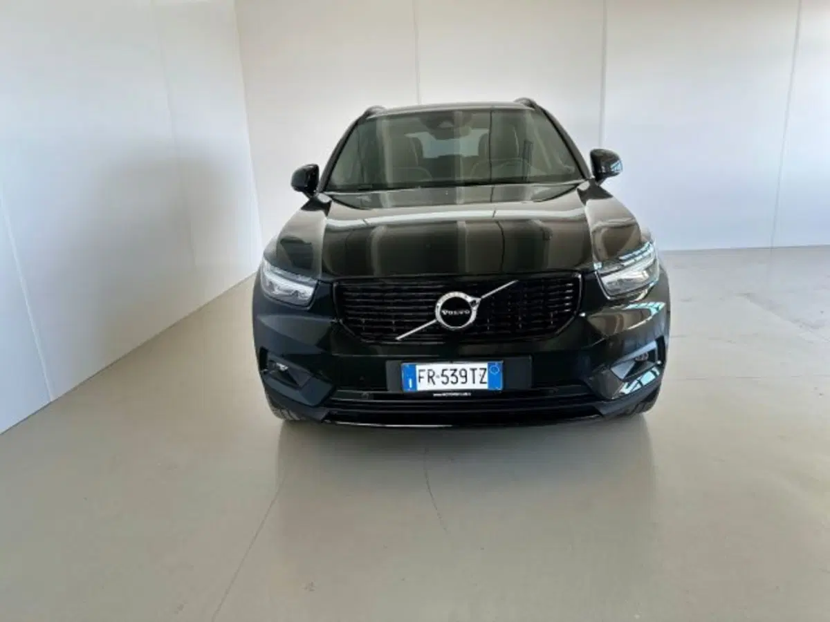 Volvo XC40 usata a Modena (11)