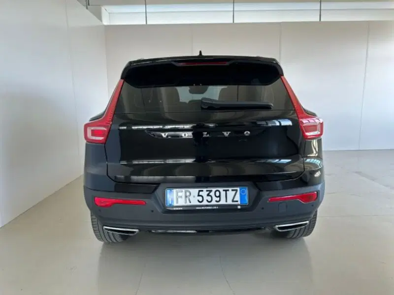 Volvo XC40 usata a Modena (12)