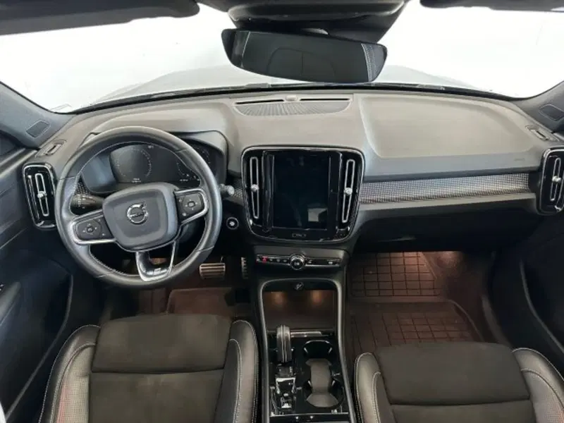 Volvo XC40 usata a Modena (15)