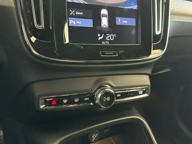 Volvo XC40 usata a Modena (18)