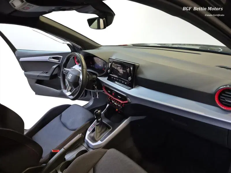 SEAT Arona usata a Padova (14)