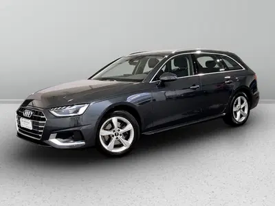Audi A4 Avant 35 TDI/163 CV S tronic Business Advanced del 2024 usata a Piove di Sacco