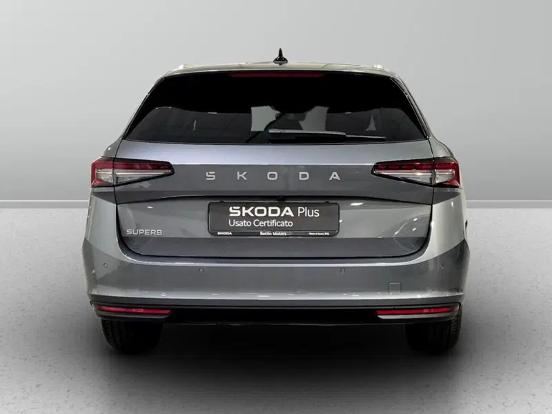 Skoda Superb Station Wagon usata a Padova (8)
