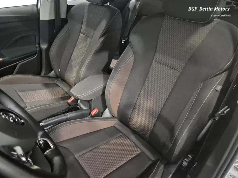 Skoda Fabia usata a Padova (12)