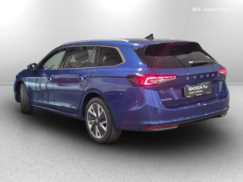 Skoda Superb Station Wagon usata a Padova (3)