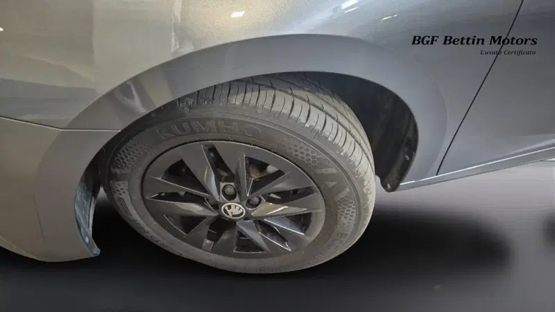 Skoda Fabia usata a Padova (9)