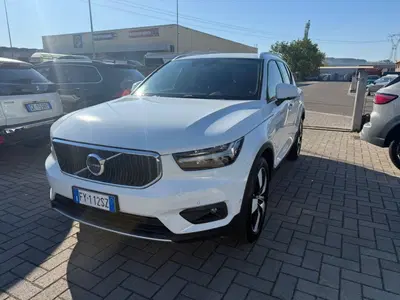 Volvo XC40 D3 AWD Geartronic Momentum del 2019 usata a Montelupo Fiorentino