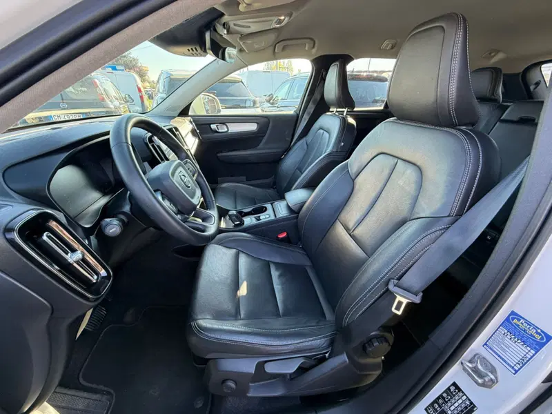Volvo XC40 usata a Firenze (10)