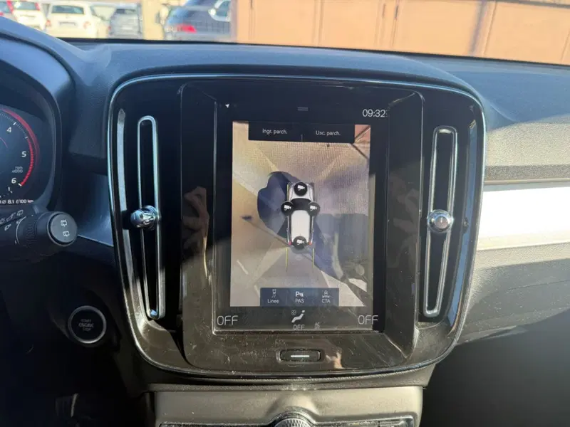 Volvo XC40 usata a Firenze (15)