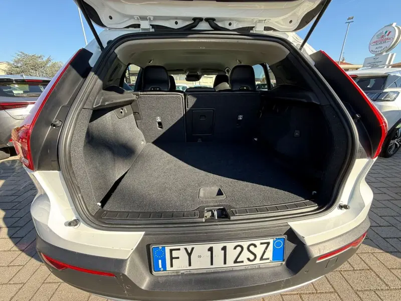 Volvo XC40 usata a Firenze (9)