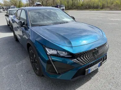 Peugeot 408 1.2 puretech Allure s&amp;s 130cv eat8 del 2023 usata a Alessandria