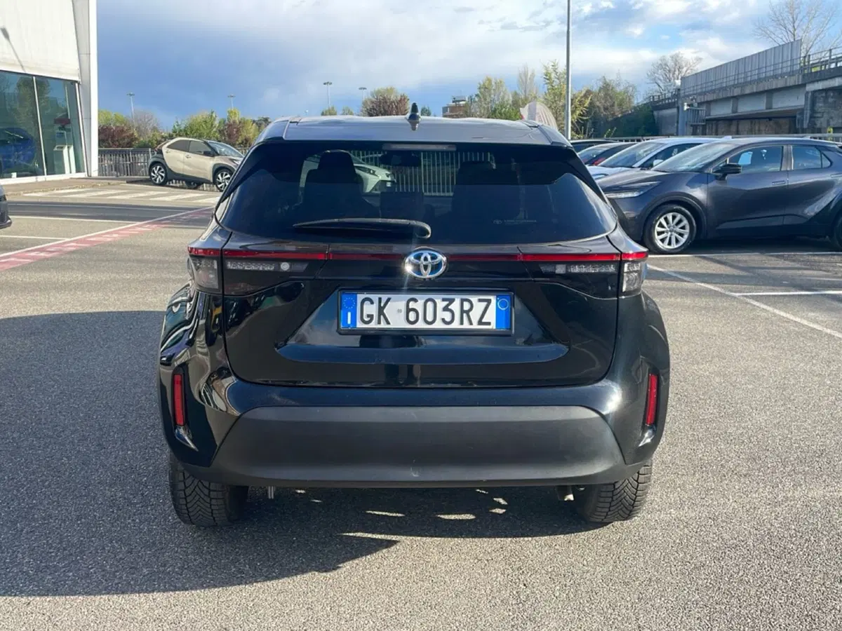 Toyota Yaris Cross usata a Milano (6)