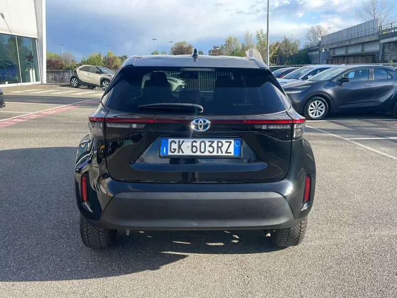 Toyota Yaris Cross usata a Milano (6)