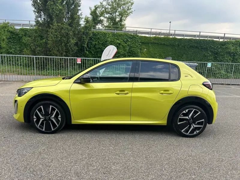Peugeot 208 usata a Piacenza (2)