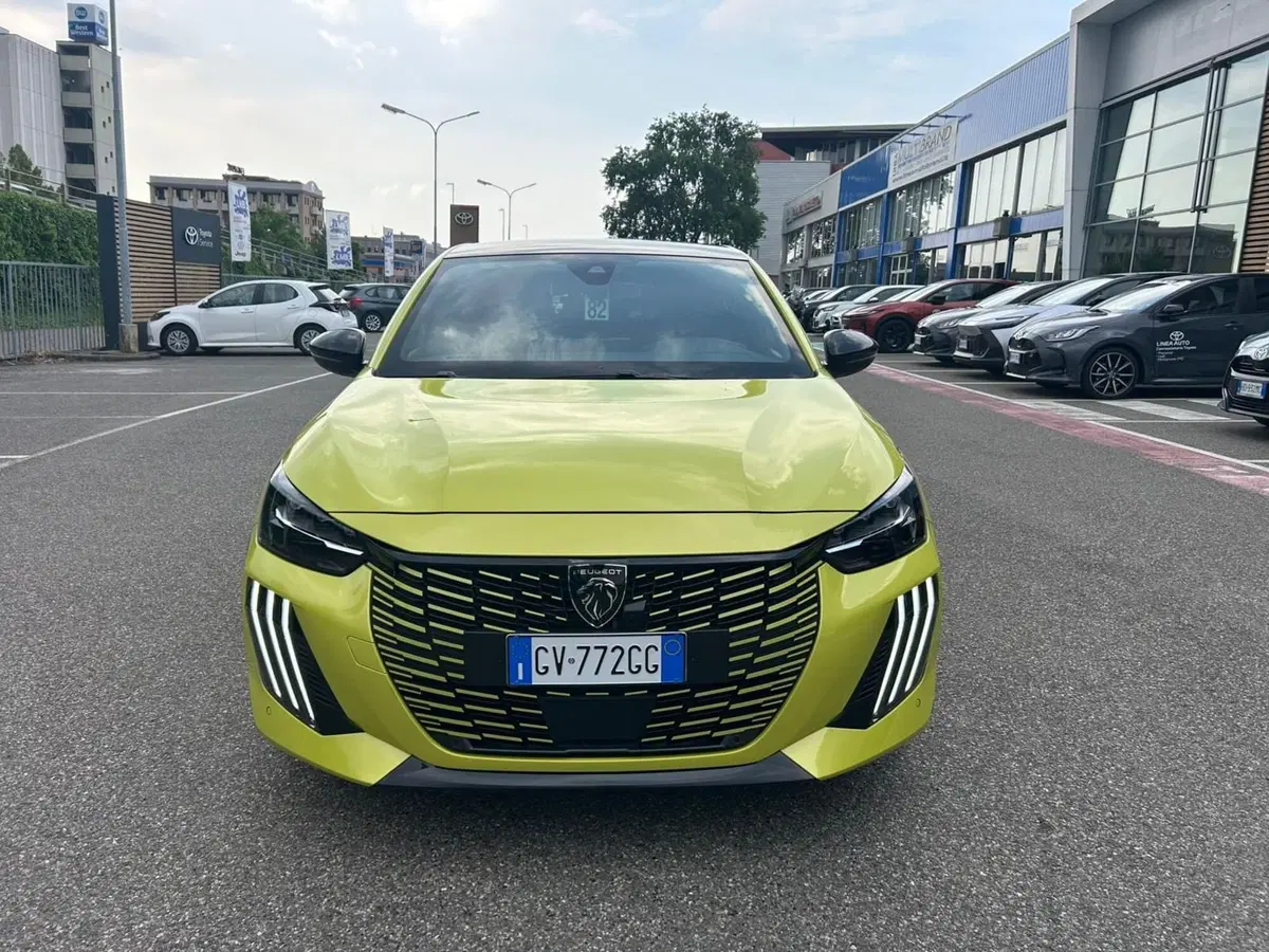 Peugeot 208 usata a Piacenza (7)