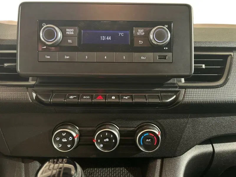 Nissan Townstar usata a Lecco (13)