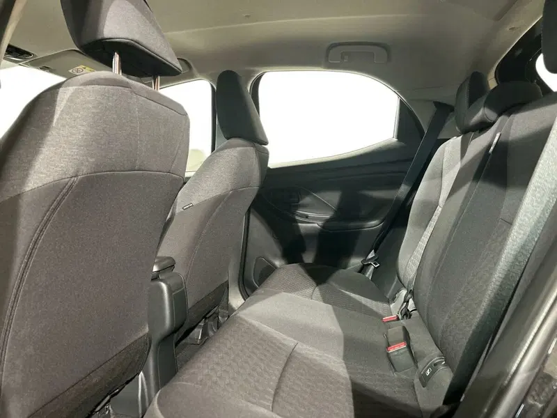 Toyota Yaris usata a Lecco (11)