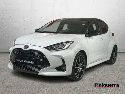 Toyota Yaris GR Sport 1.5 Hybrid 5 porte GR Sport del 2022 usata a Civate