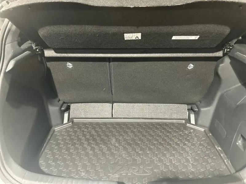 Toyota Yaris GR Sport usata a Lecco (12)