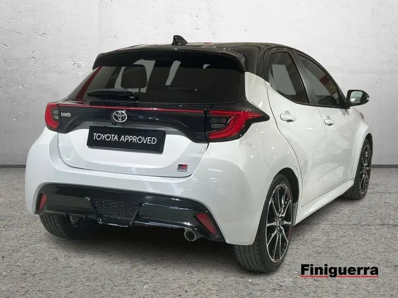 Toyota Yaris GR Sport usata a Lecco (4)