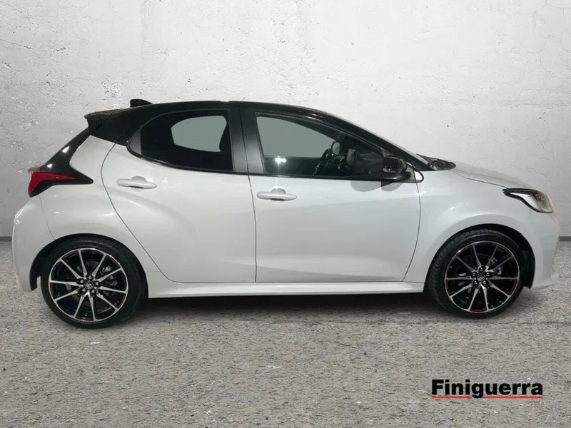 Toyota Yaris GR Sport usata a Lecco (5)