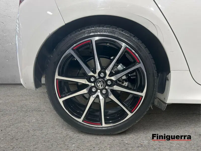 Toyota Yaris GR Sport usata a Lecco (7)