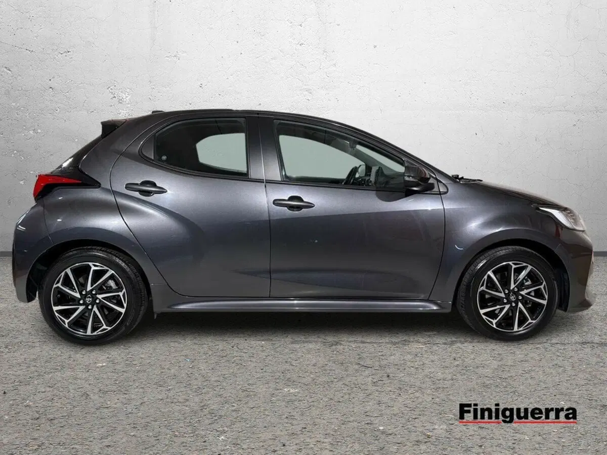 Toyota Yaris usata a Lecco (5)