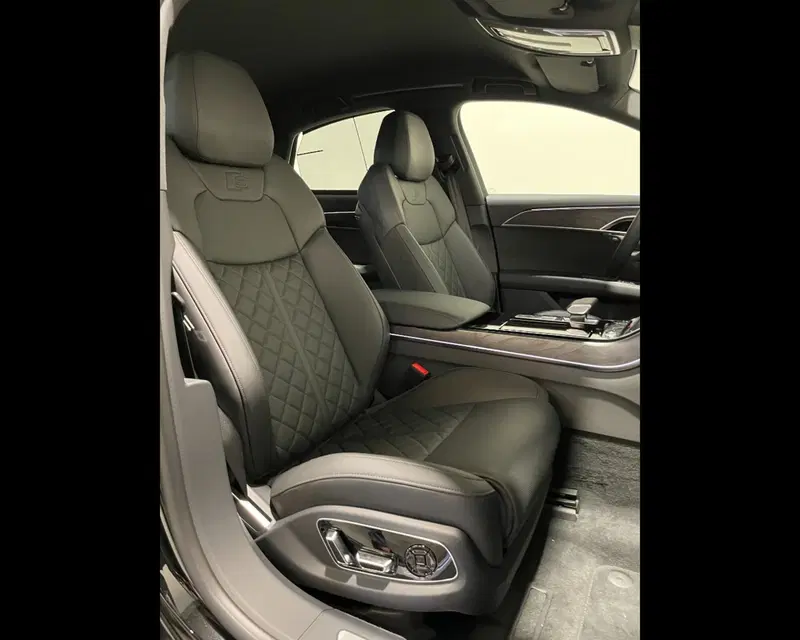 Audi A8 usata a Treviso (13)