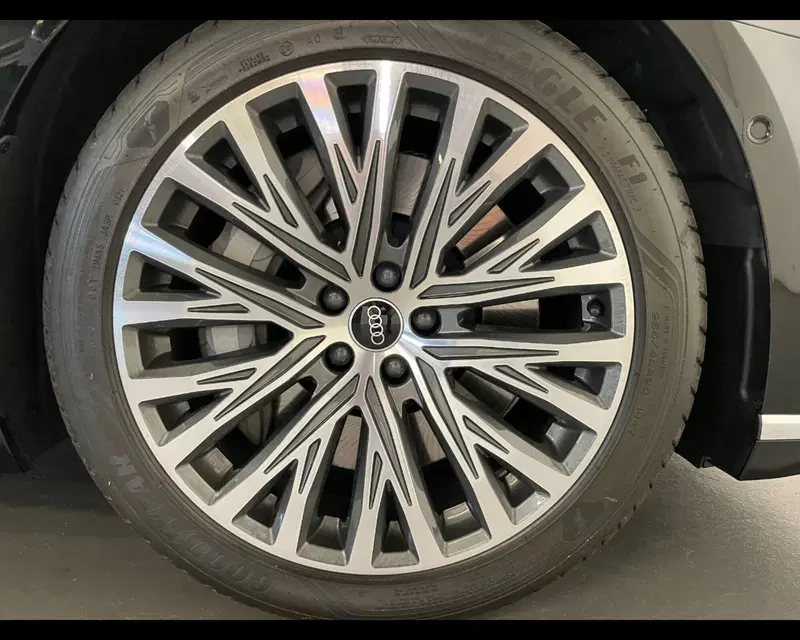 Audi A8 usata a Treviso (17)
