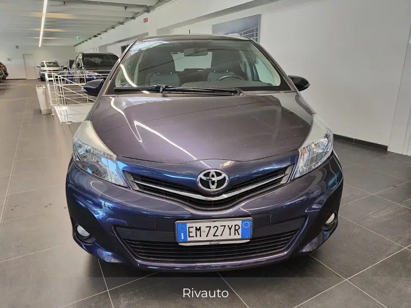 Toyota Yaris usata a Como (5)