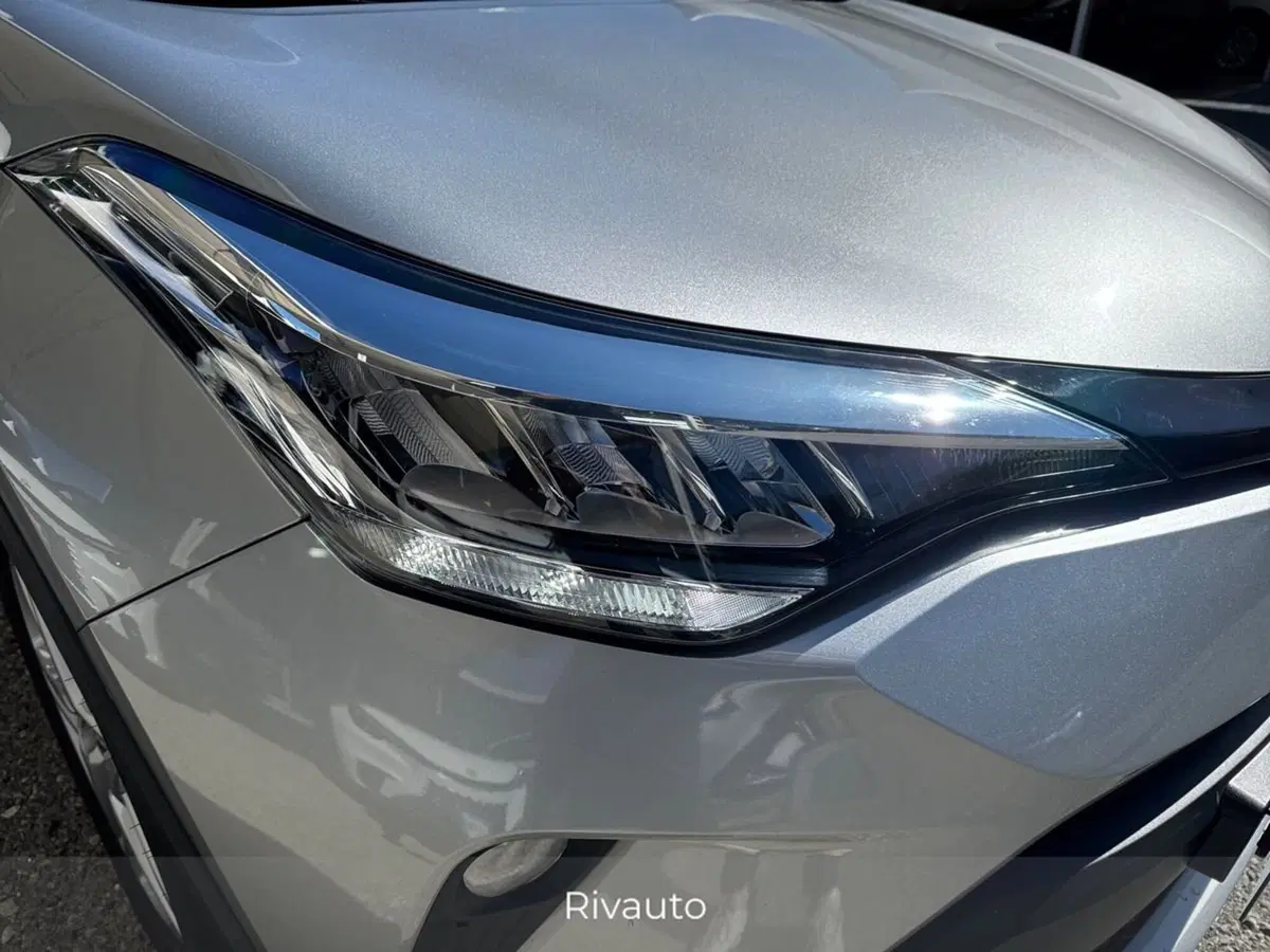 Toyota Toyota C-HR usata a Como (14)